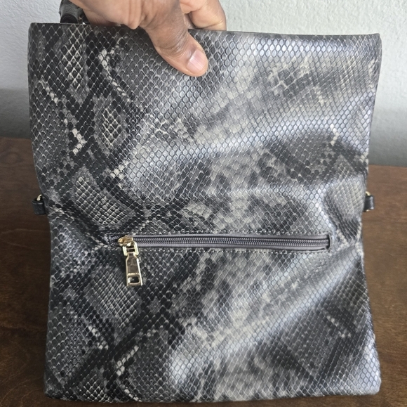 Jen & Co Womens Bag Snake Embossed Clutch Purse Shoulder Removable Straps - Picture 14 of 16
